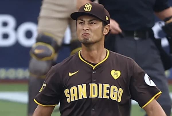 【悲報】手術したダルビッシュ、地元メディアから引退しろと大バッシングを受ける