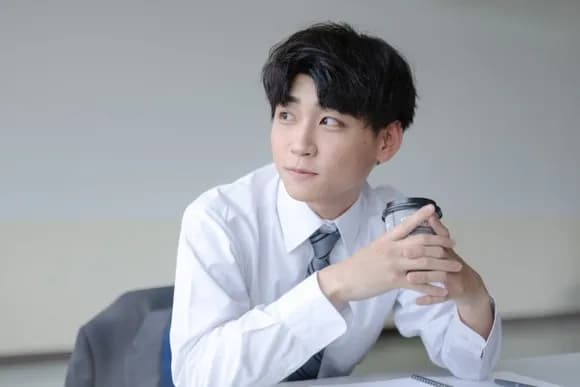 【朗報】女さん、「モテるけど浮気しなくて誠実な男」が好きだったｗｗｗｗｗｗｗ