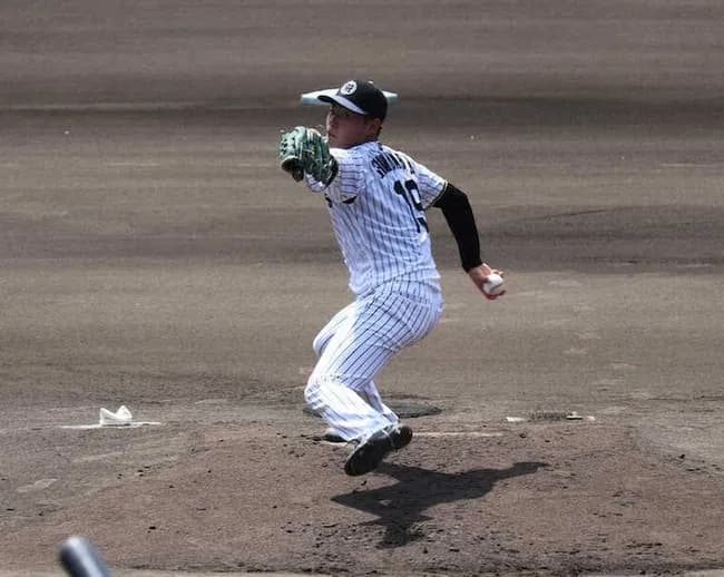 阪神　23年ドラ1下村海翔が右肘手術後初シート打撃で153キロ!高橋遥人も「ポテンシャルが違う」