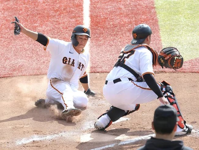 【巨人】阿部監督、ランナーがつまずいたフリをする新しいスモールベースボールの練習開始WWWWWWWWWW