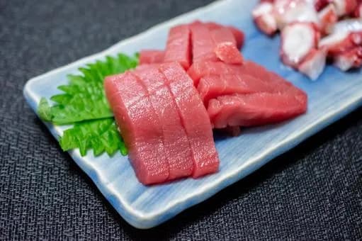 【疑問】マグロの赤身←これそんなうまいか？ｗｗｗｗｗｗｗｗｗｗｗｗｗｗｗｗ