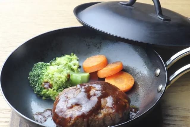 ハンバーグの美味しい作り方教えて🤓