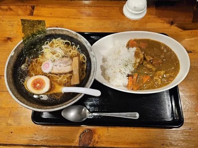 三大好きな料理「カレー」「ラーメン」