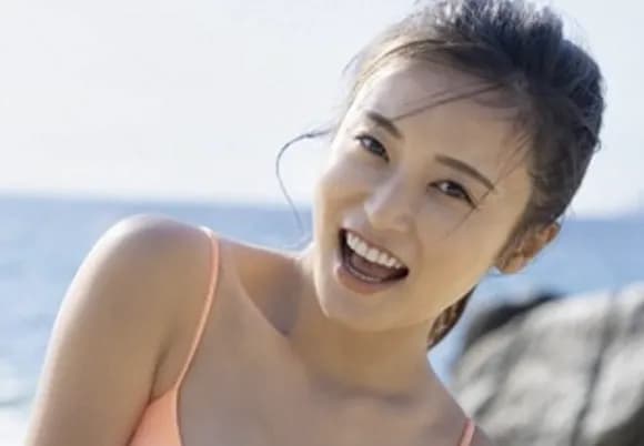 【画像】　小島瑠璃子さんのグラビア、過激すぎるｗｗｗｗｗ