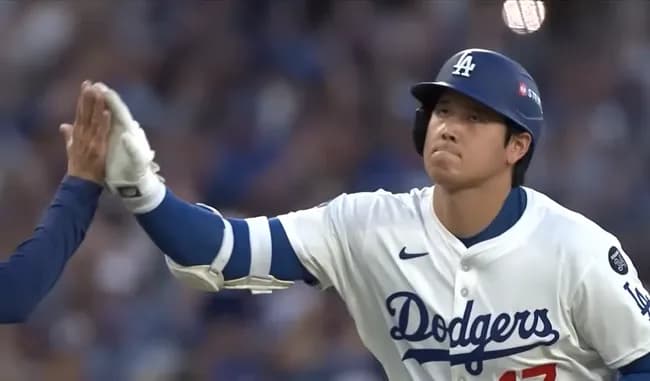 【悲報】大谷さん、HR打ったのになんか悲しそう