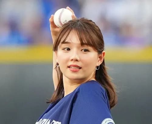 【悲報】篠崎愛さん、変わり果てた姿で発見される