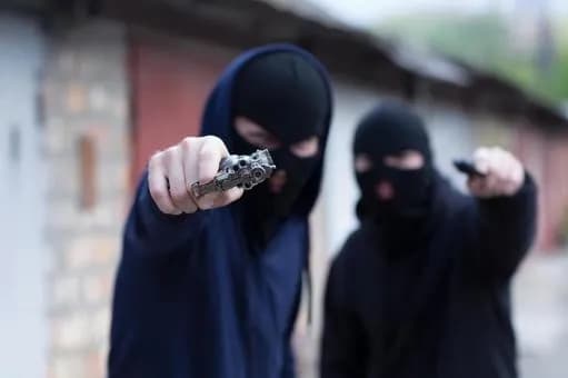 【悲報】警察「犯罪者の8割が男性。凶悪犯に至っては9割が男性なのです」←何でこんなに偏るの？ｗｗｗｗｗｗｗｗｗｗｗｗｗｗｗｗ