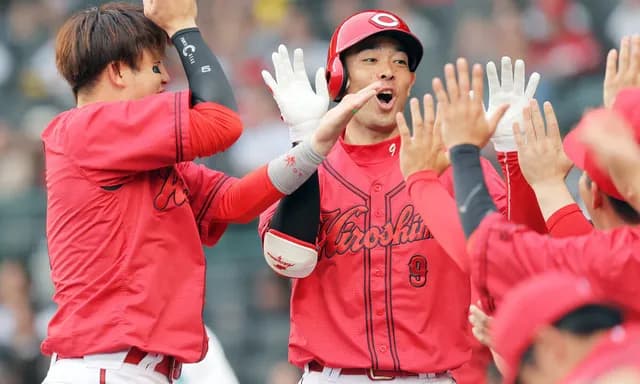 カープ秋山翔吾(37).250 1本 4打点(年俸1億8000万円1年契約)←日米通算2000本安打まであと180安打