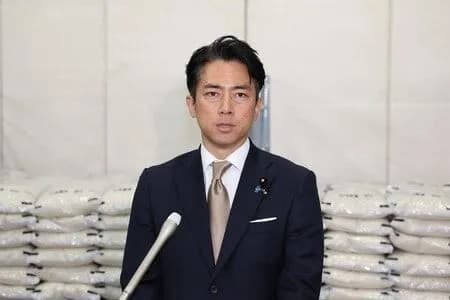 【朗報】小泉進次郎さん、総理大臣になってほしい政治家ランキング1位になってしまう