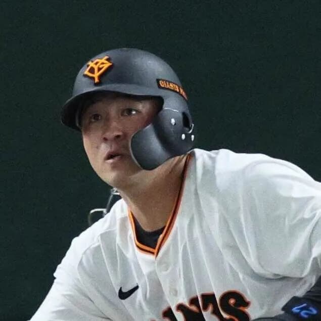 岸田・ホームラン含む3打点に2度の盗塁阻止！ 大活躍！