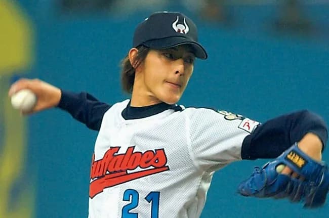 岩隈久志　実力S ルックスA(真顔時) フォームのかっこよさS←この選手が地味な理由