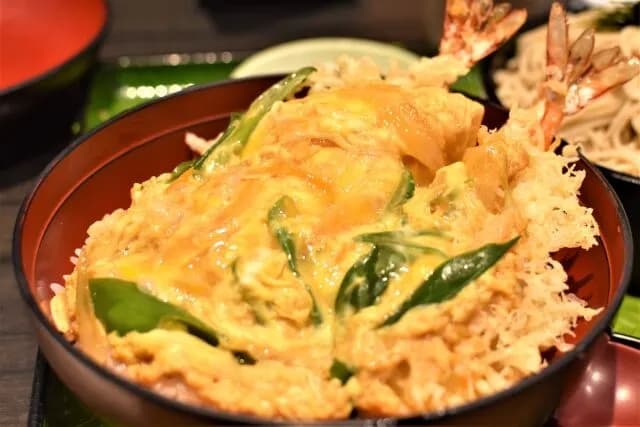 天とじ丼←余計なことすんな