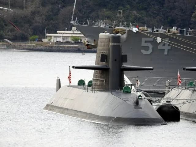 潜水艦勤務って休みの日何してんの？？？