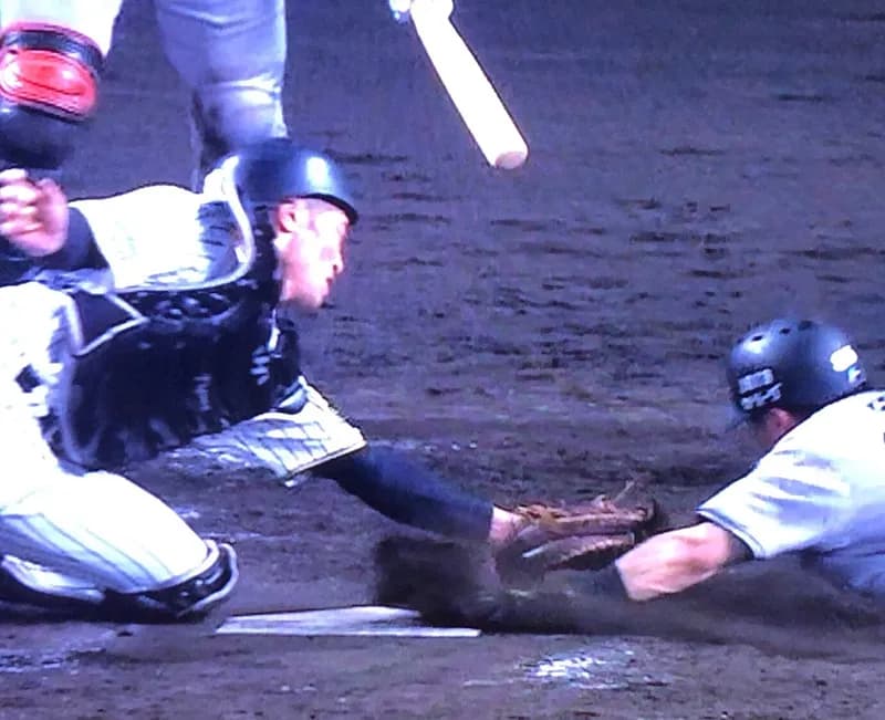 江本孟紀氏「ビデオで見るなんてバカげています」…　リプレー検証に「早くやめた方がいい」