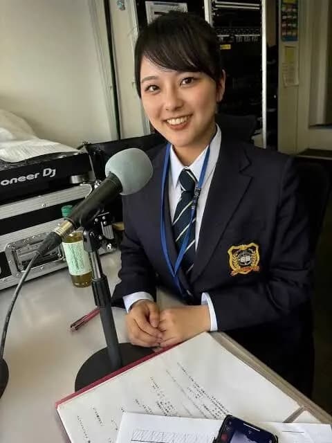 【画像】日本ハムファイターズに入社予定の元ロッテ小野晋吾の娘がカワイイと話題に