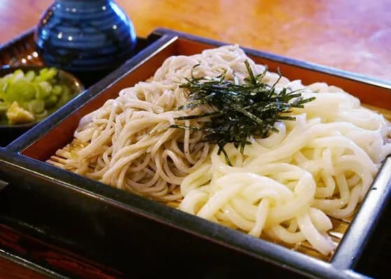 【議論】うどん一生食べ放題 vs そば一生食べ放題 ←お前らどっち選ぶんや？ｗｗｗｗｗ