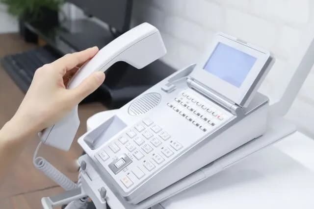 電話応対←新人の仕事じゃないだろ