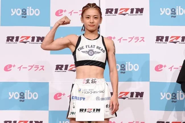 【画像】美人格闘家「ケイト・ロータス」の三角絞めに10分耐えられたら10万円