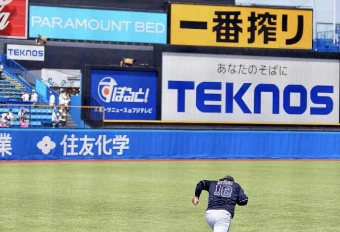 【悲報】神宮球場、暑すぎる