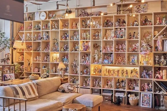 【画像】金持ちの美少女フィギュアオタクの部屋ｗｗｗｗｗｗｗｗｗｗｗｗｗ