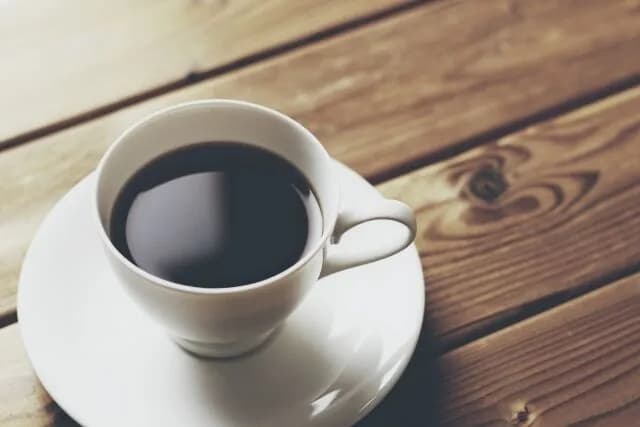 謎の勢力「ブラックコーヒーなんて苦くて飲めん」