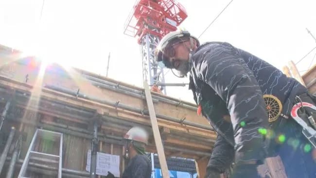 【朗報】人手不足の建設業界で『暑さ手当』導入。最高気温35℃以上で『1日1000円」支給