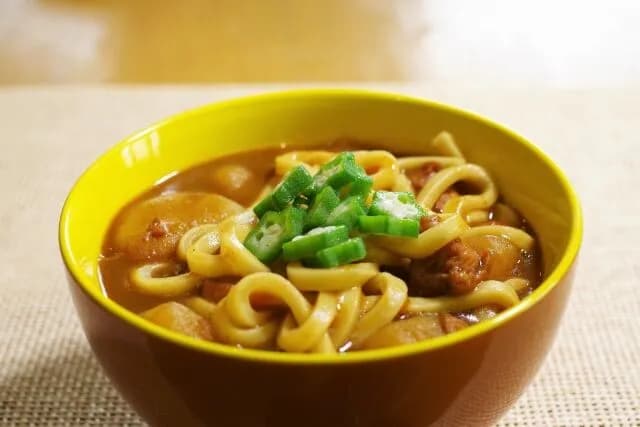 カレーうどんって言うほどうまいか？