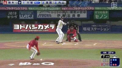 【ヤクルト対広島23回戦】今日引退発表のヤクルト・川端が7回に代打で出場しツーベースヒット！通算1100安打達成！！！！！！！！！！！！！！！！