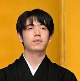 【悲報】羽生善治「女流棋士をプロにするで！」藤井聡太「それ実力担保できんの・・・・・？」