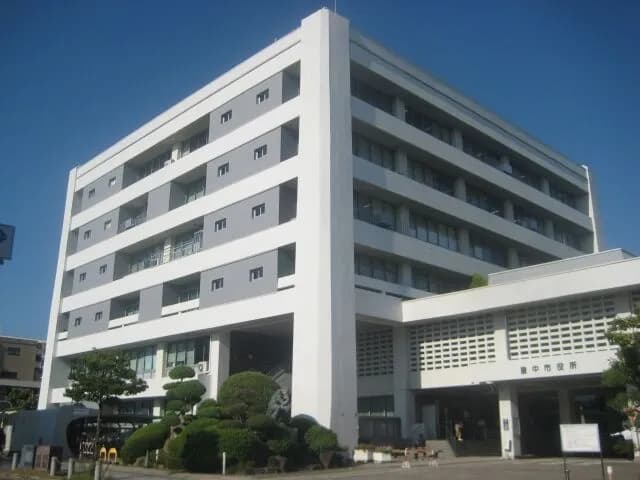 中指立てるしぐさを注意した上司に「偉そう言うな」と大声…降格の５３歳「大阪弁の通常のやりとりだ」