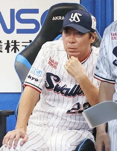 ヤクルト高津監督、15失点の大敗に「今日は寝られないでしょうね」