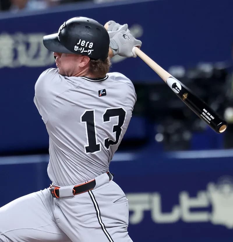 キャベッジ 1試合で2本のHR！