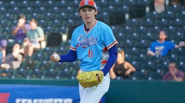 【朗報】 佐々木朗希、160キロ超え連発！ 4回8奪三振でメジャー復帰へ兆し