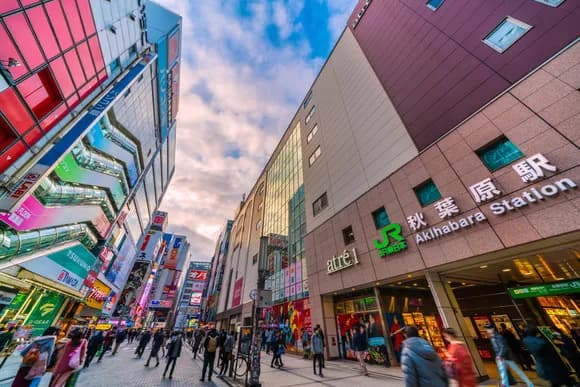 【疑問】秋葉原が『つまらない街』になったみたいな風潮なんなん？ｗｗｗｗｗ