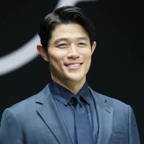 【画像】鈴木亮平さん、1ヶ月でガリからマッチョに変貌してしまう