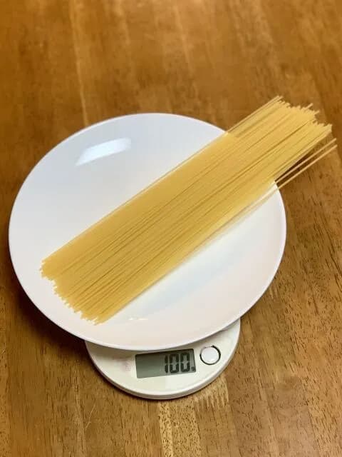 パスタは100gで一人前という風潮