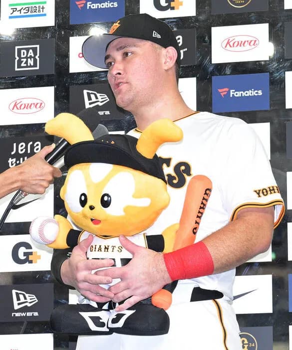 巨人OB「CSはリチャードではなく坂本勇人使うべき。数字は嘘つかない。リチャードの打率たった.211」