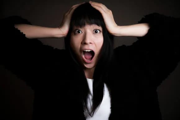 【唖然】19歳少年「くっそ同級生に振られた！せや、両親◯して放火したろ！」→死刑判決