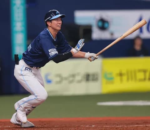 【日本ハム】松本剛２試合連続マルチも反省　スクイズ狙いファウル…「バント練習します」