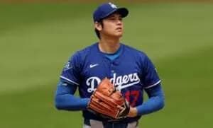 米メディア「大谷が中途半端に投手やることで他の投手が負担になる。打者で役立ちたいなら外野やれ」