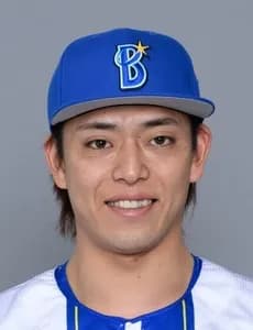 DeNA九鬼隆平　河田＆上田両コーチから外野守備を色々教わる