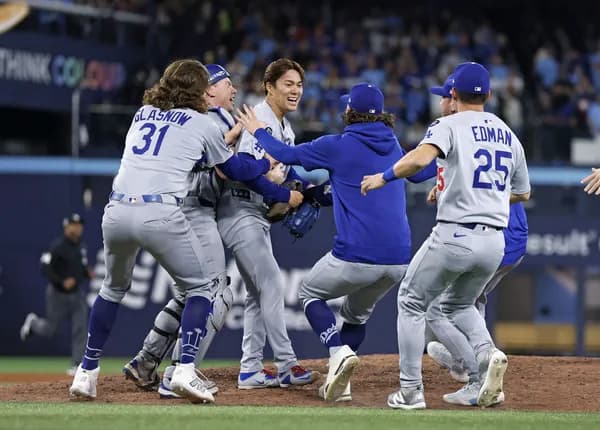 ドジャースさん、世界一になったのに補強しなきゃいけないところが多すぎる