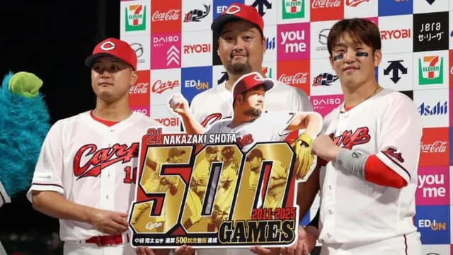 カープ〝進撃〟9月初の2連勝！森7回0封！佐々木猛打賞！小園4戦連続初回先制打！坂倉3打点！ファビ2打点！奨成猛打賞！13安打9得点で完封リレー！【広島9-0中日/試合結果】