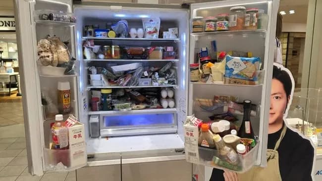 【画像】リュウジの家の冷蔵庫の中身ｗｗｗｗｗｗｗｗ