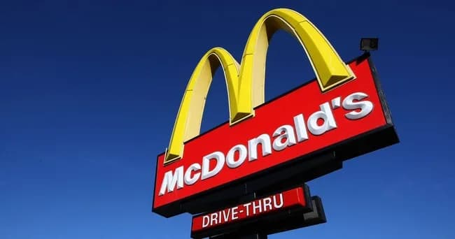 【悲報】全国のマクドナルド、転売屋やオタクのせいで崩壊するｗｗｗｗｗｗ
