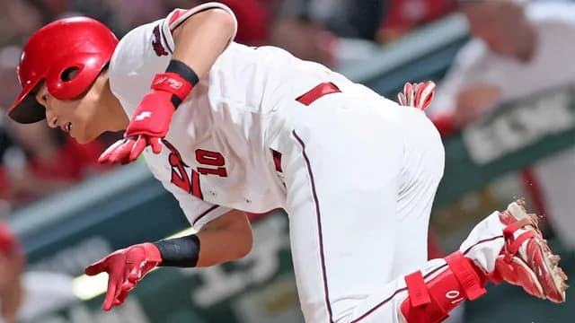 カープドラ1佐々木『7戦連続安打』球団新人では14年田中広輔以来！「まだ自分でもできると思っている」