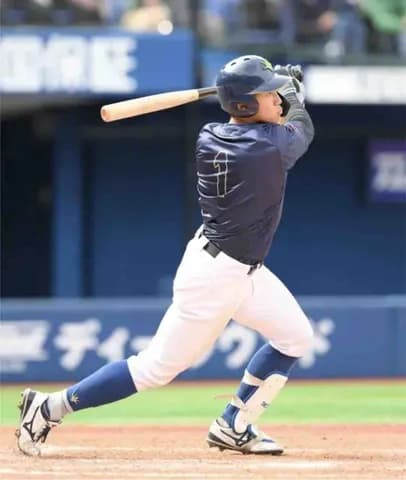 阪神　ドラフト１位創価大立石が指名後初の公式戦でホームラン　横浜スタジアムの右翼席に強烈な一発をたたき込む