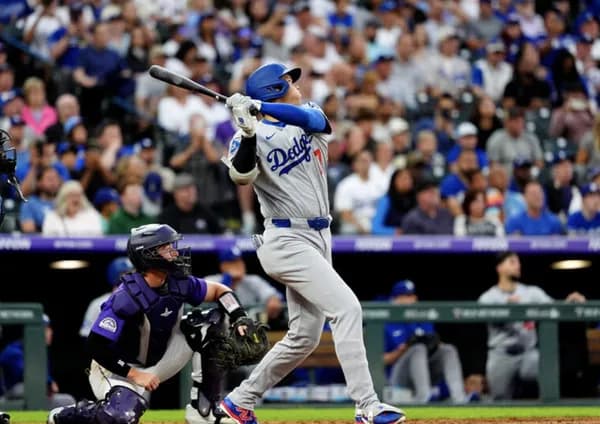 大谷『日米300号ボール』を650万で売却した女子大生「ピザパーティーでも開くわ」