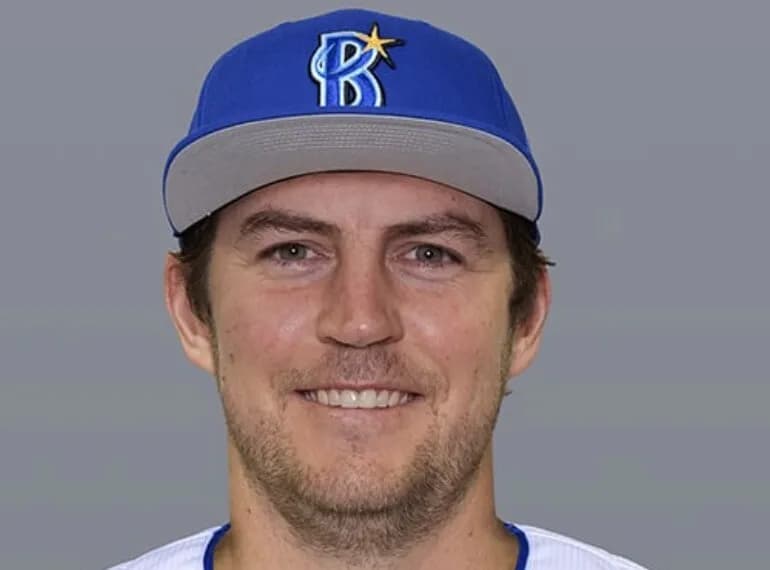 デッドボール当てた直後のバウアー、態度が悪すぎる