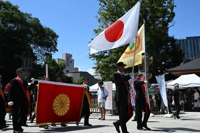 【画像】靖国神社、今年もコスプレ大会になる
